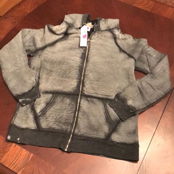 Distressed Heart and Soul Hoodie - Picture 2 of 6